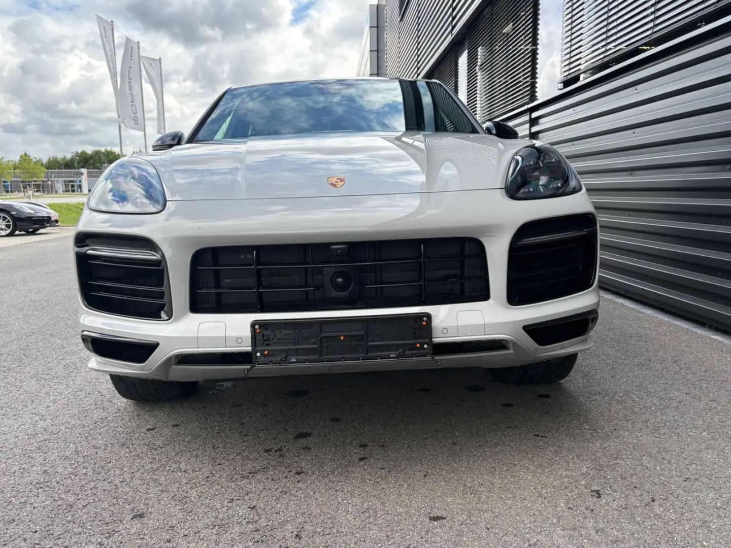 Cayenne Coupe Platinum Edition-Sportdesign-1Hand