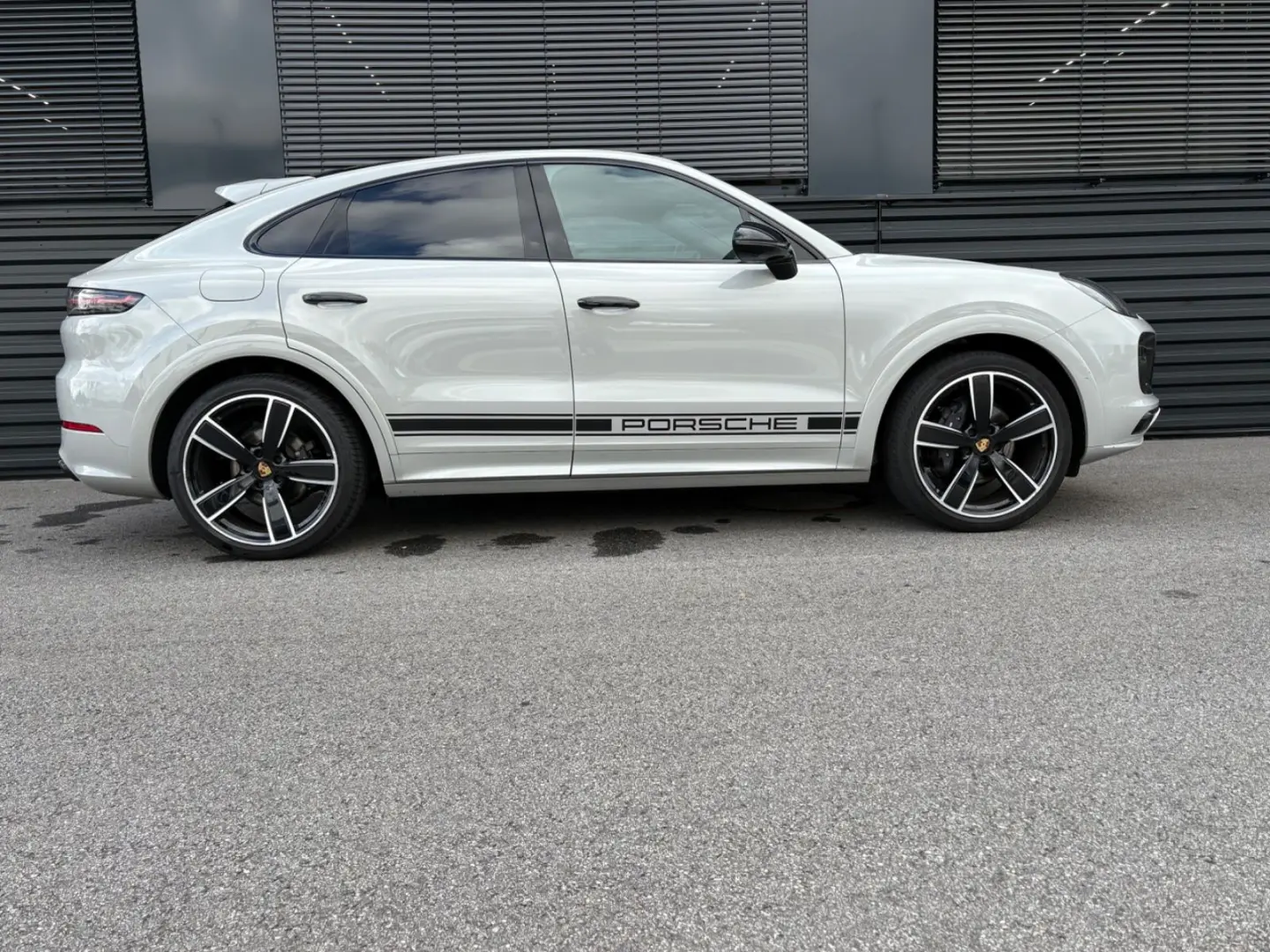 Cayenne Coupe Platinum Edition-Sportdesign-1Hand
