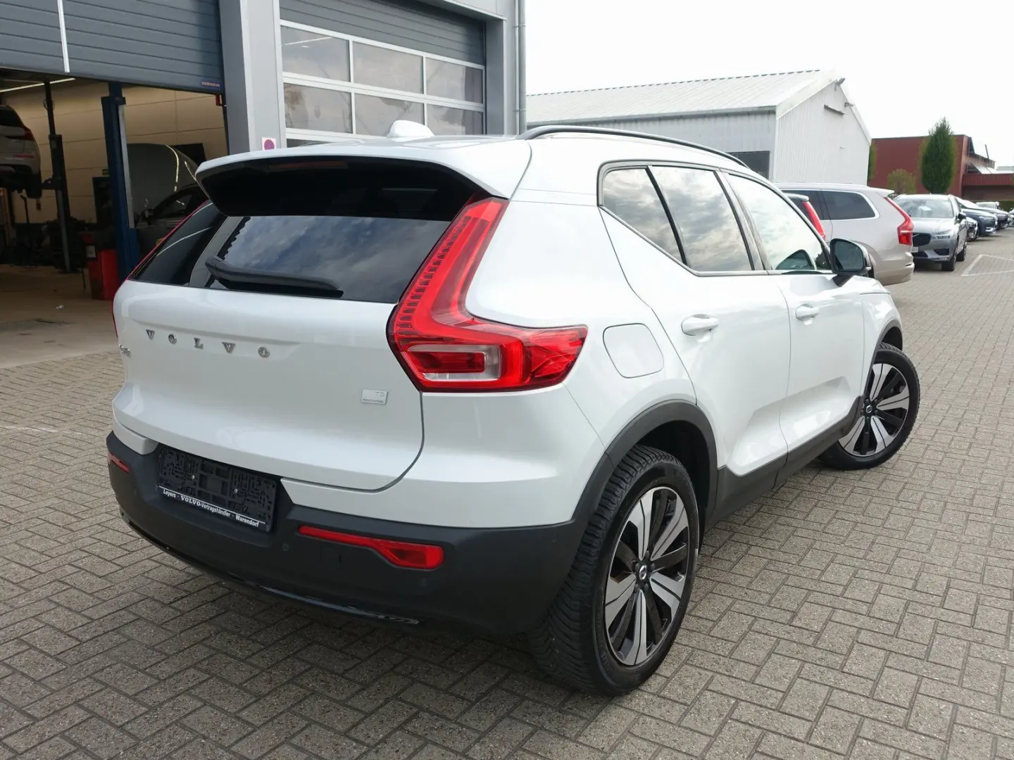 XC40 T5 Recharge Plus Dark/H&K/360°/Memory/BLS
