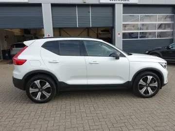 XC40 T5 Recharge Plus Dark/H&K/360°/Memory/BLS