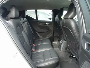 XC40 T5 Recharge Plus Dark/H&K/360°/Memory/BLS