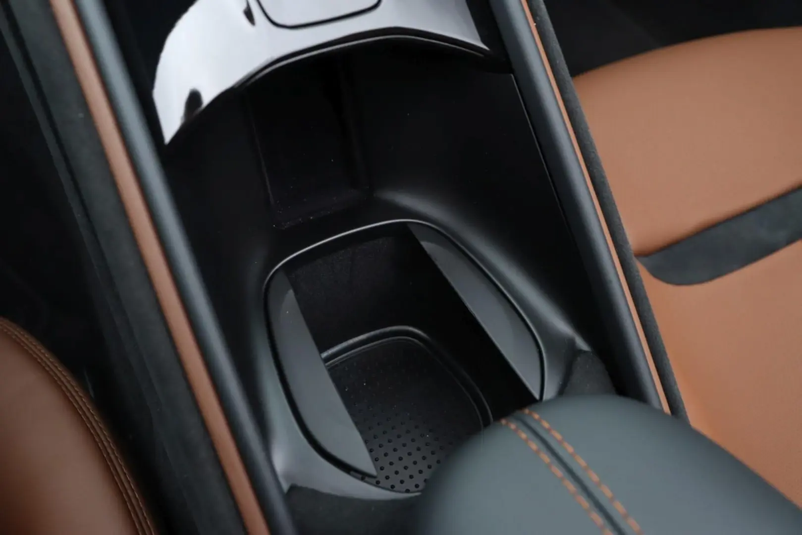 Ferrari Roma Spider +GRIGIO SCURO+JBL