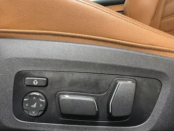 M2 Auto. Kamera CockpitProf. Hifi Leder 