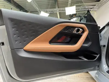 M2 Auto. Kamera CockpitProf. Hifi Leder 