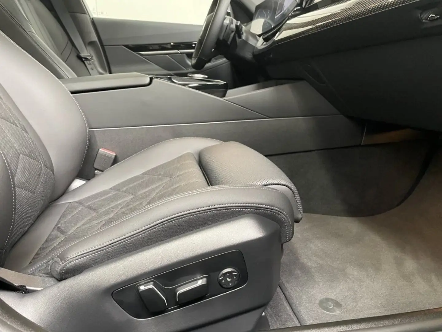 540d xDrive M Sport *20 Zoll*Pano*NW~97.200.-€