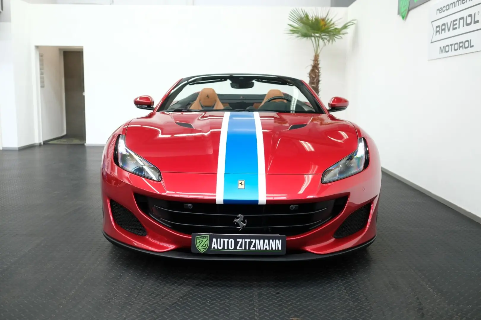 Ferrari Portofino/VIEL CARBON/LIFT/JBL/DAYTONA