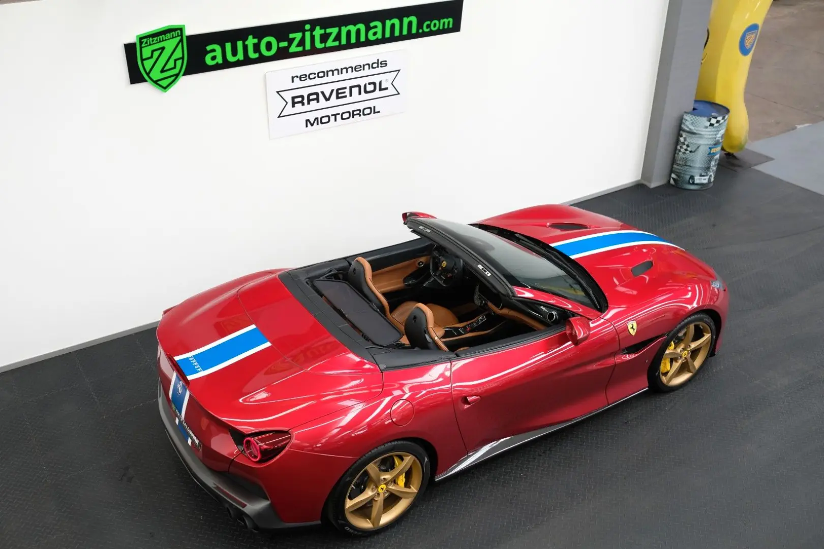 Ferrari Portofino/VIEL CARBON/LIFT/JBL/DAYTONA