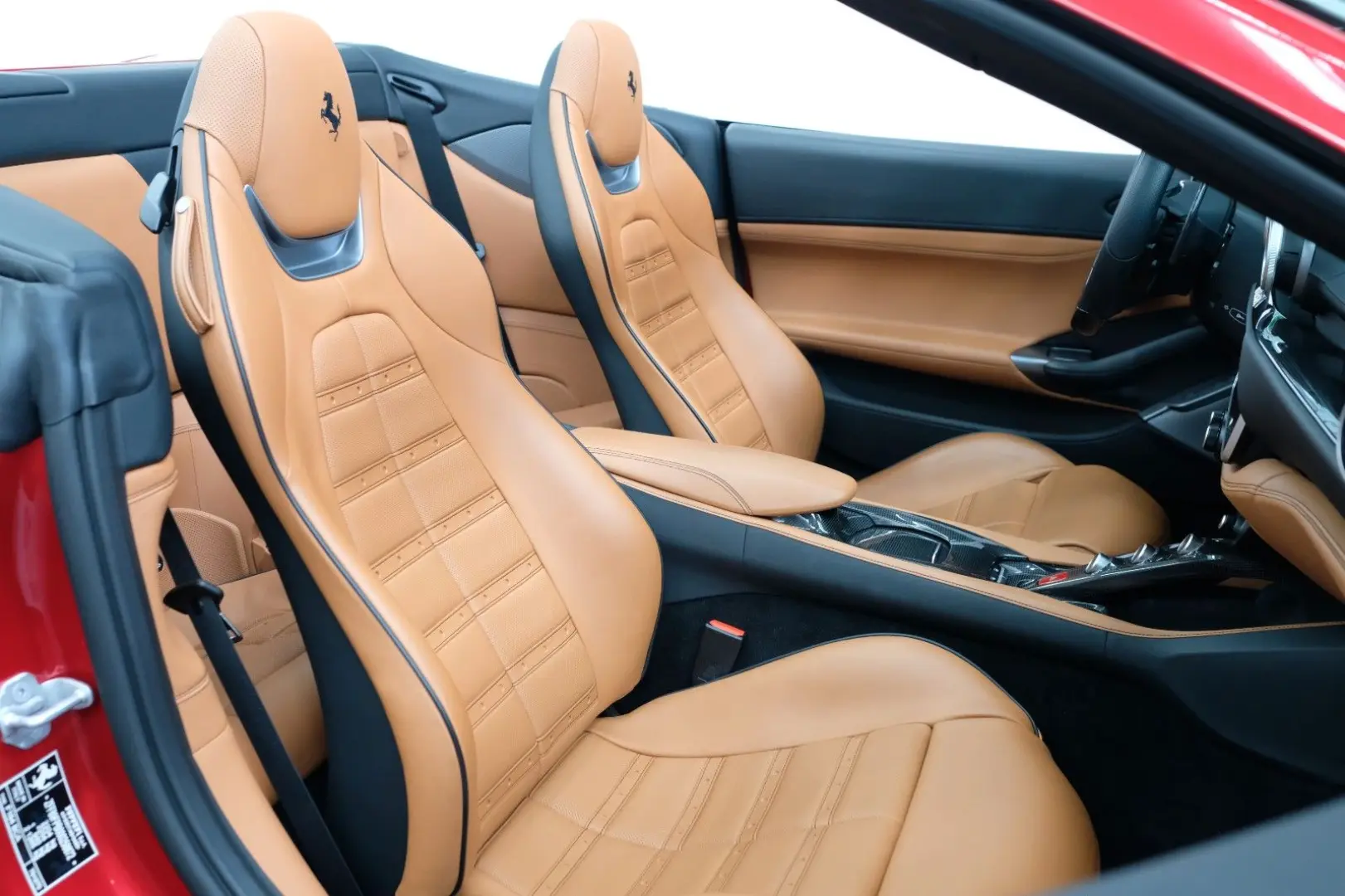 Ferrari Portofino/VIEL CARBON/LIFT/JBL/DAYTONA