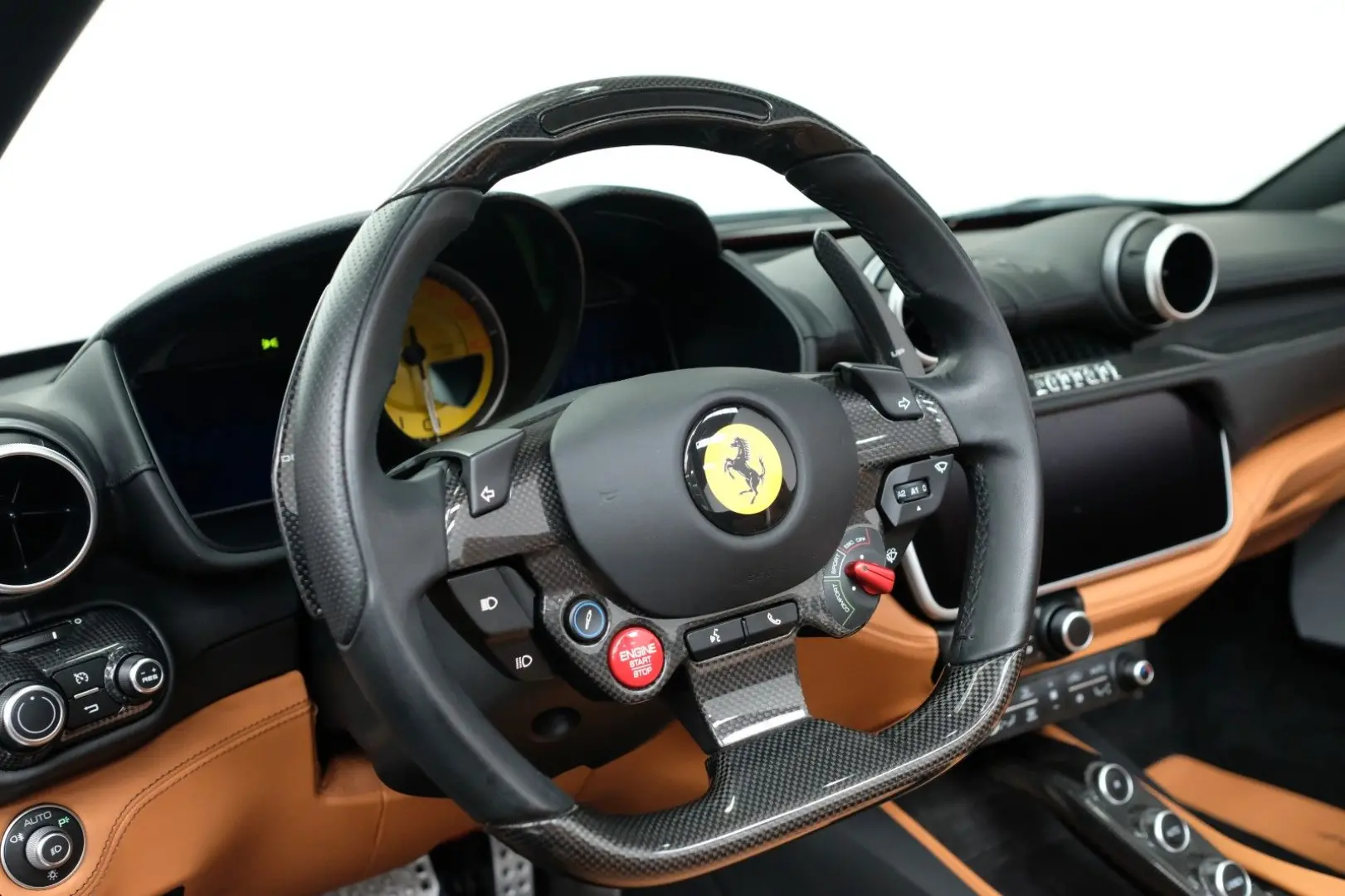 Ferrari Portofino/VIEL CARBON/LIFT/JBL/DAYTONA