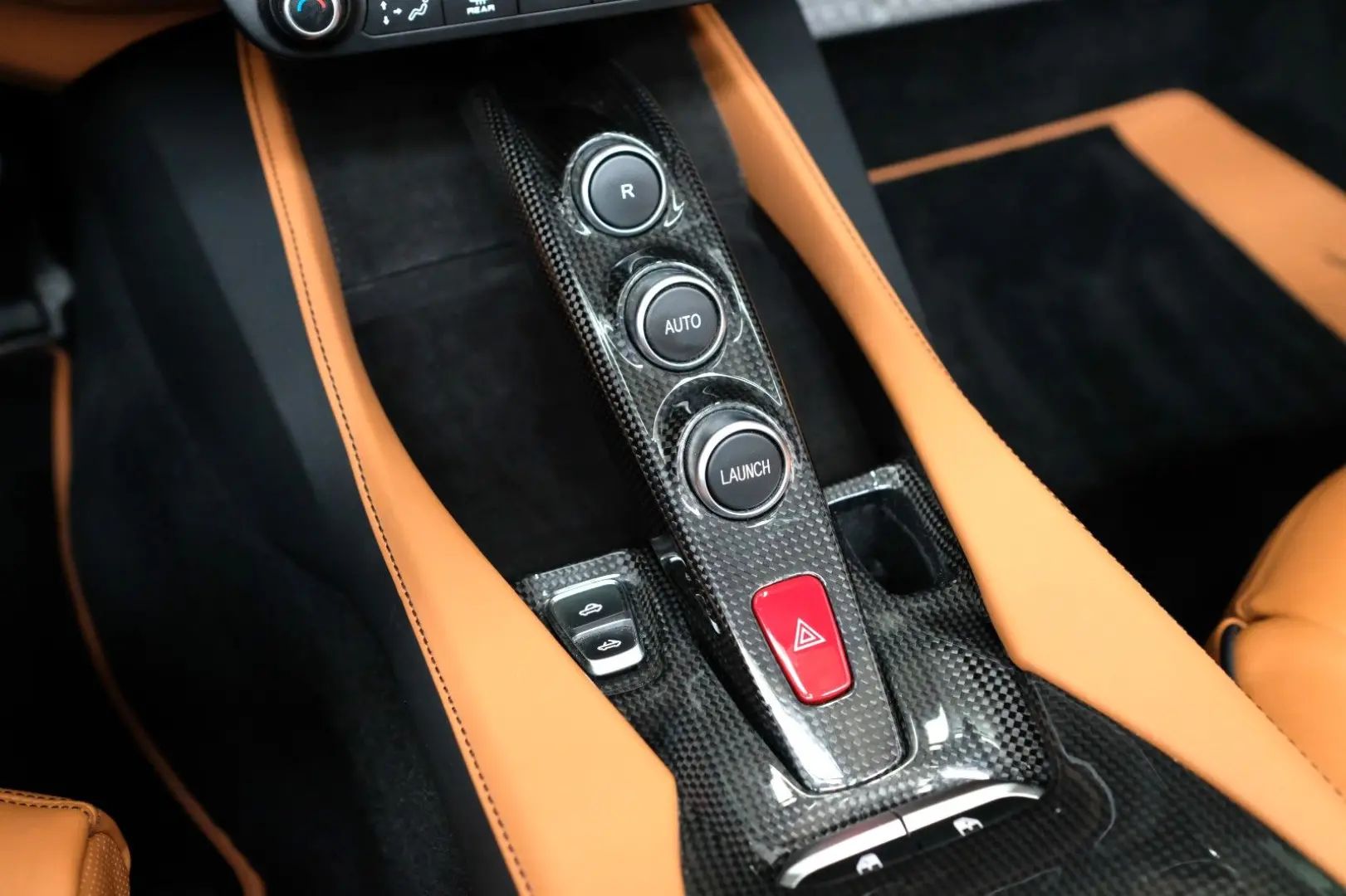 Ferrari Portofino/VIEL CARBON/LIFT/JBL/DAYTONA