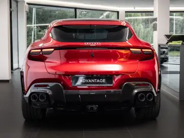 Ferrari Purosangue / Rosso Portofino /