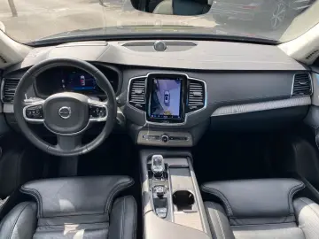 XC90 T8 AWD Ultimate Bright, B&W, Luftf., uvm