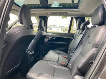 XC90 T8 AWD Ultimate Bright, B&W, Luftf., uvm