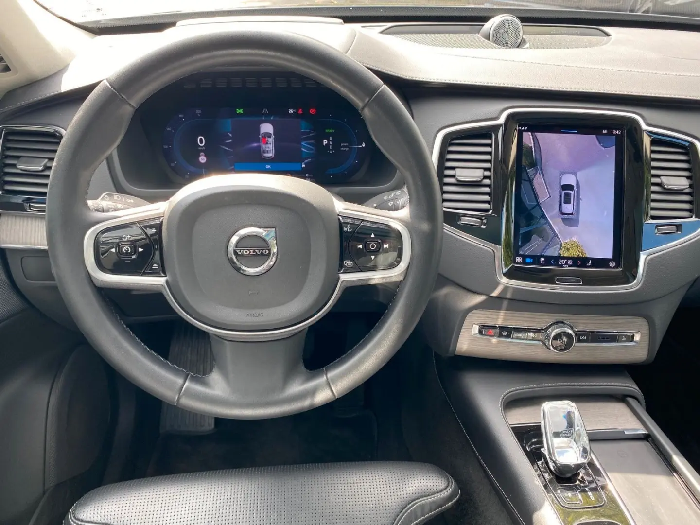 XC90 T8 AWD Ultimate Bright, B&W, Luftf., uvm