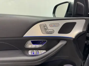 GLS 400 d 4Matic AMG-LINE 7-SITZER PANO+HUD+AHK