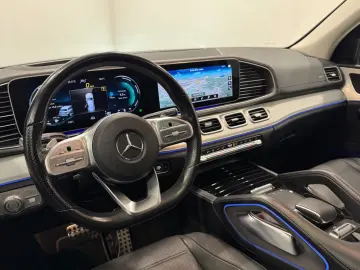 GLS 400 d 4Matic AMG-LINE 7-SITZER PANO+HUD+AHK