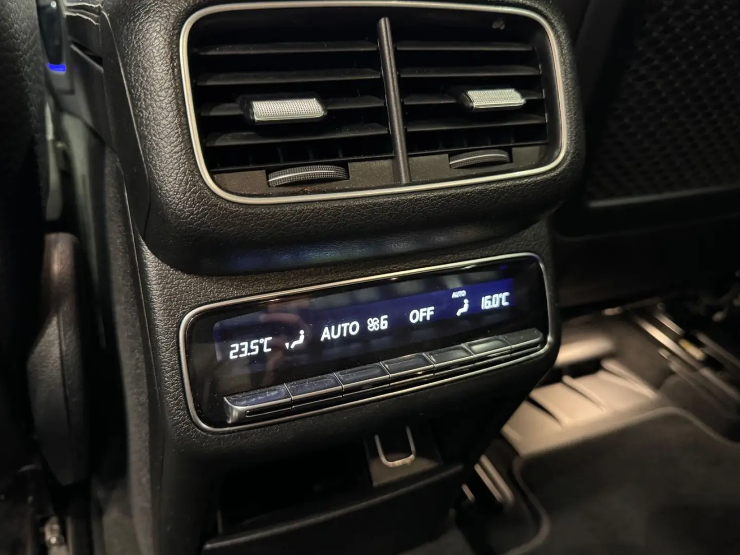 GLS 400 d 4Matic AMG-LINE 7-SITZER PANO+HUD+AHK