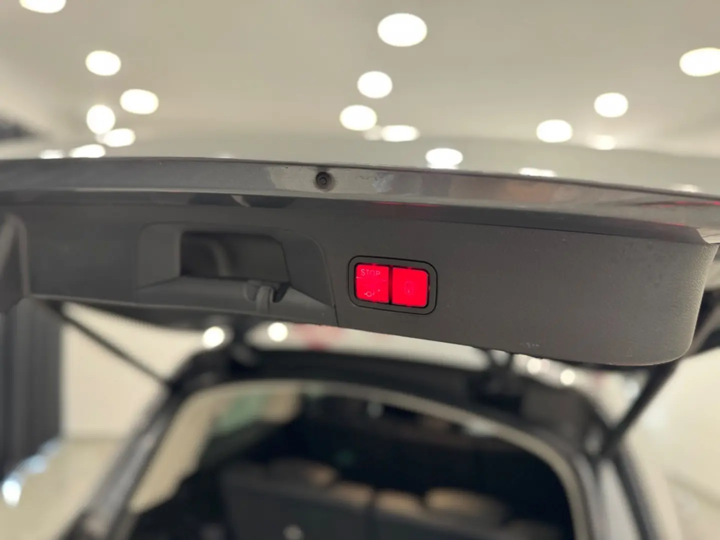 GLS 400 d 4Matic AMG-LINE 7-SITZER PANO+HUD+AHK