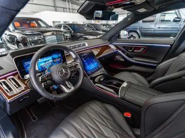 S 63 AMG e 4M Perf / Rear DVD / MY2025