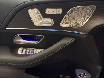 GLS 63 AMG 4M+ Pano*HUD*AHK*7 Sitze*NIGHT*23
