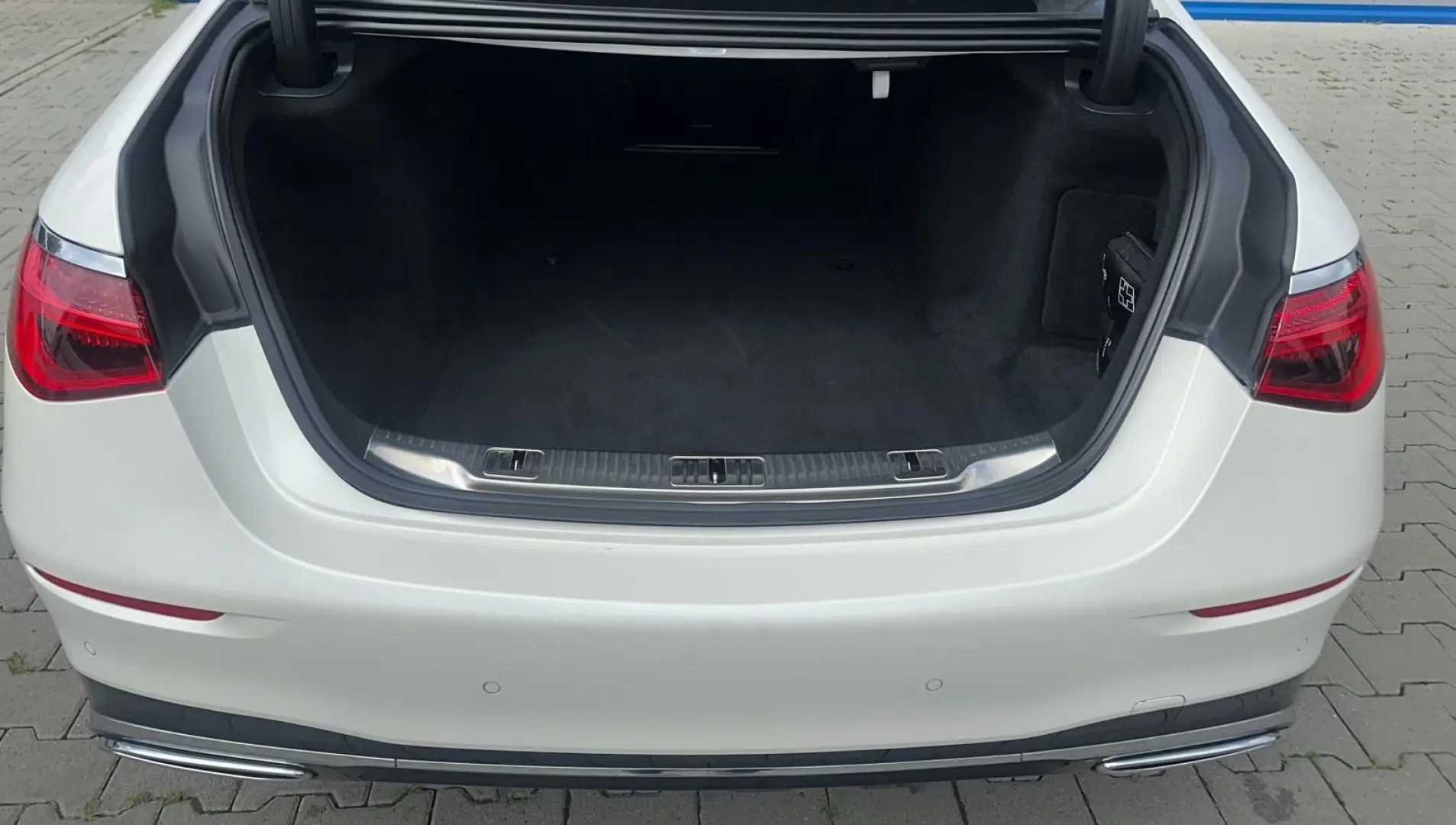 S400 4M AMG-LINE PANO DISTRO HUD 360° HA-LENKUNG
