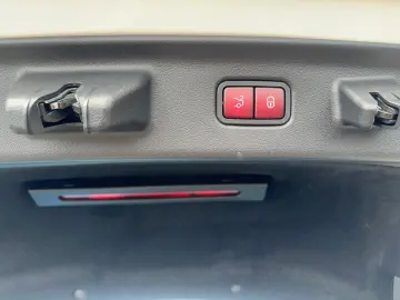 S400 4M AMG-LINE PANO DISTRO HUD 360° HA-LENKUNG