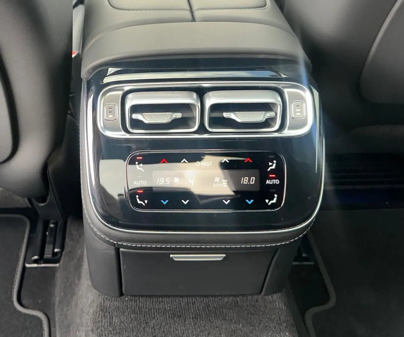 S400 4M AMG-LINE PANO DISTRO HUD 360° HA-LENKUNG