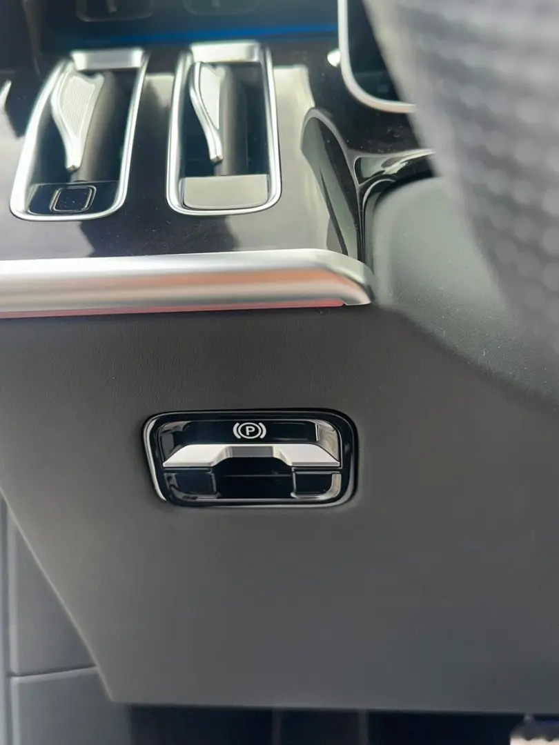 S400 4M AMG-LINE PANO DISTRO HUD 360° HA-LENKUNG