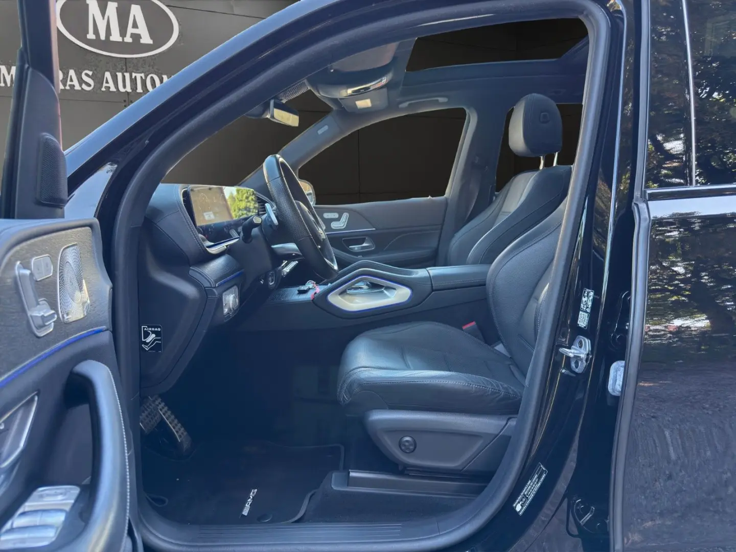 GLE 400 d GLE - 4Matic AMG PANO LEDER AHK STHEIZ