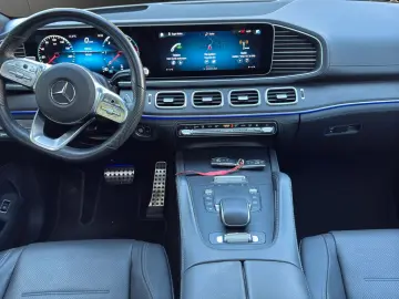GLE 400 d GLE - 4Matic AMG PANO LEDER AHK STHEIZ