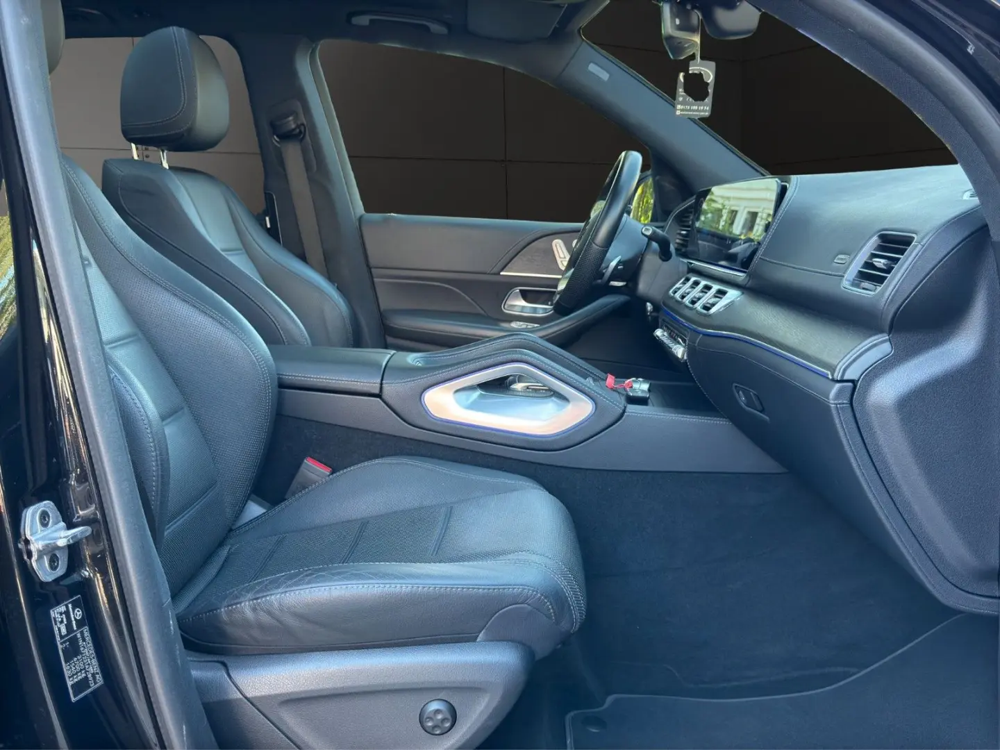 GLE 400 d GLE - 4Matic AMG PANO LEDER AHK STHEIZ