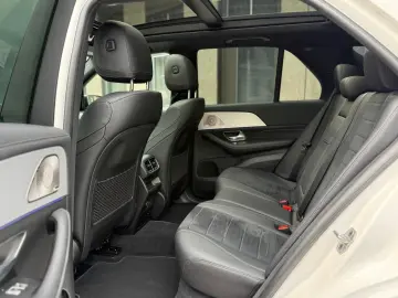 GLE 450 4MATIC *AMG*PANO*BURMESTE*HUD*360°*Night