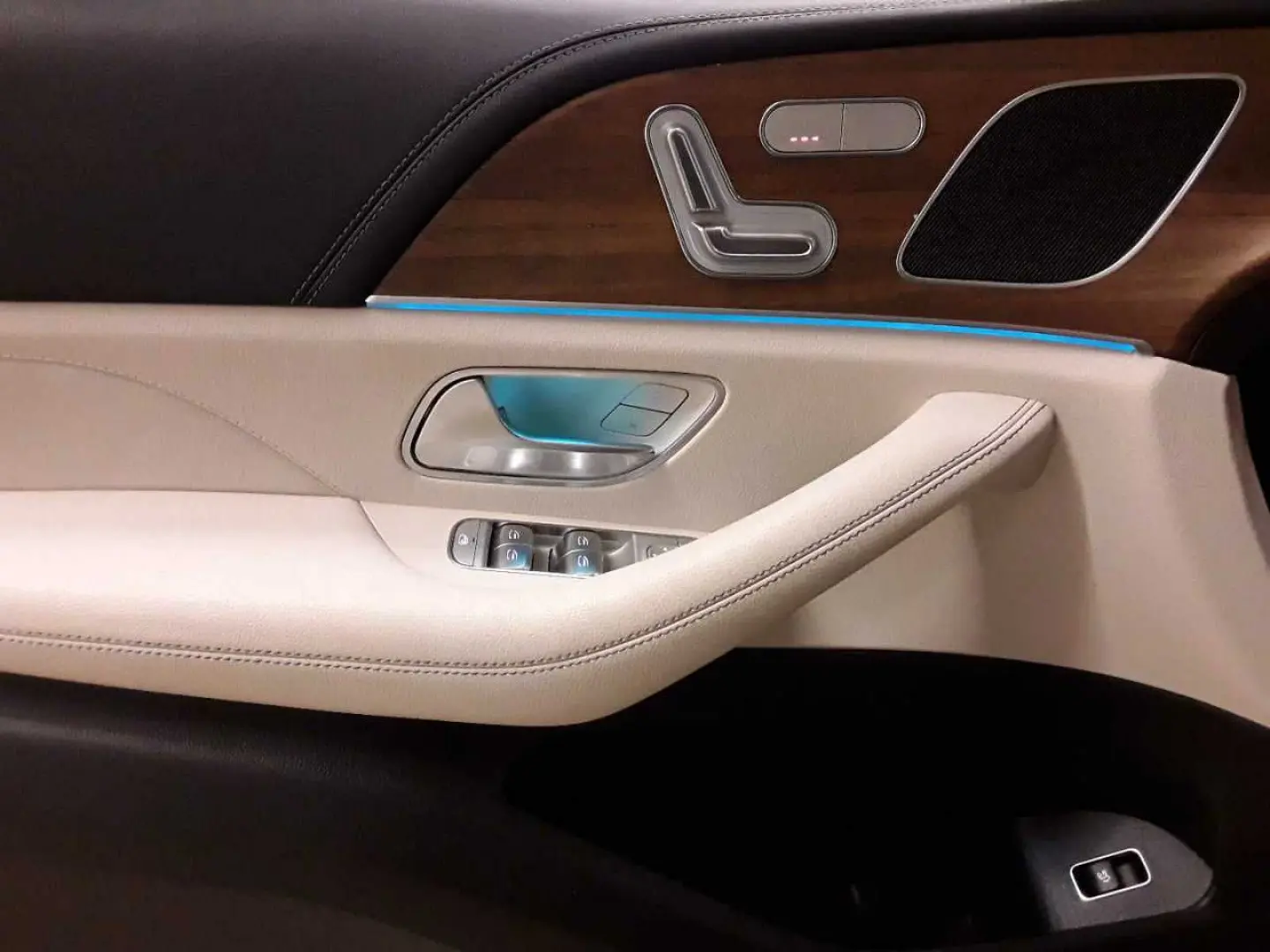GLE 350 de 4M-AHK AssiPL HuD KAM360