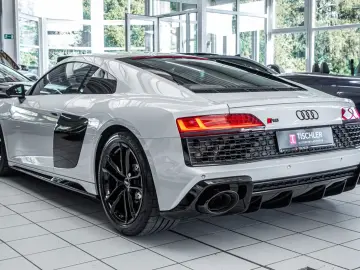 R8 Coupe 5.2FSI RAUTE*B&O*LASER*SUZUKAGRAU*R-Kam
