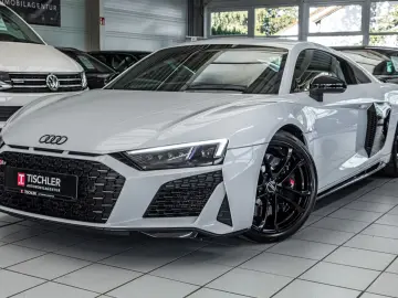 R8 Coupe 5.2FSI RAUTE B&O LASER SUZUKAGRAU R-Kam