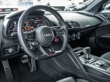 R8 Coupe 5.2FSI RAUTE*B&O*LASER*SUZUKAGRAU*R-Kam