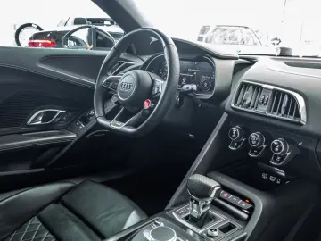 R8 Coupe 5.2FSI RAUTE*B&O*LASER*SUZUKAGRAU*R-Kam