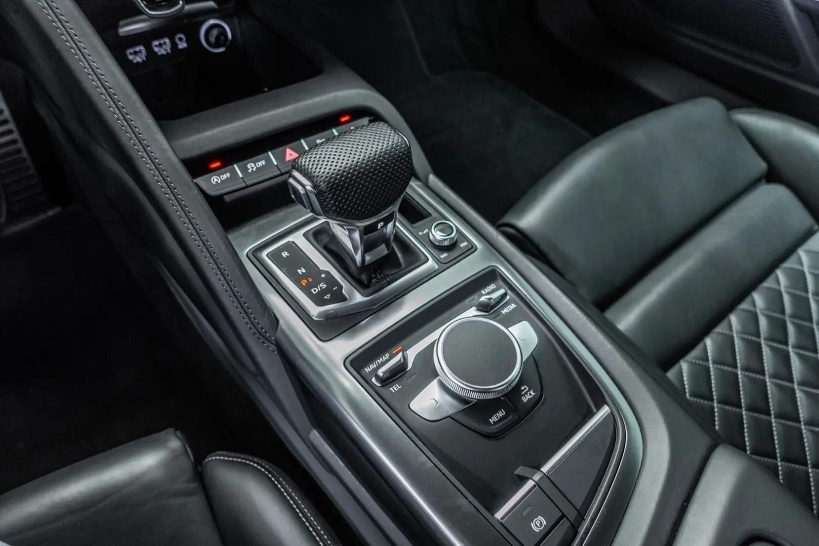 R8 Coupe 5.2FSI RAUTE*B&O*LASER*SUZUKAGRAU*R-Kam