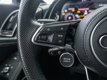 R8 Coupe 5.2FSI RAUTE*B&O*LASER*SUZUKAGRAU*R-Kam