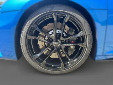 R8 Spyder 5.2 FSI +SportAGA+B&O+Kamera+Alcantara