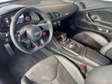 R8 Spyder 5.2 FSI +SportAGA+B&O+Kamera+Alcantara
