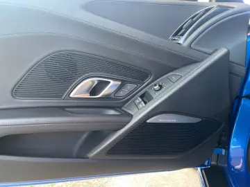 R8 Spyder 5.2 FSI +SportAGA+B&O+Kamera+Alcantara