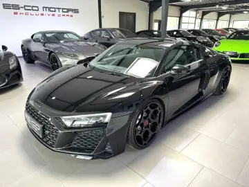 R8 COUPE 5.2 FSI RWD PERFORMANCE SCHALENSITZ 21