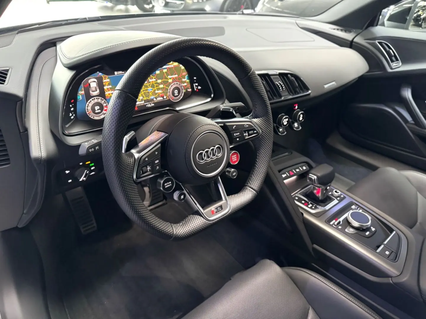 R8 COUPE 5.2 FSI RWD PERFORMANCE SCHALENSITZ 21