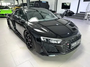 R8 COUPE 5.2 FSI RWD PERFORMANCE SCHALENSITZ 21