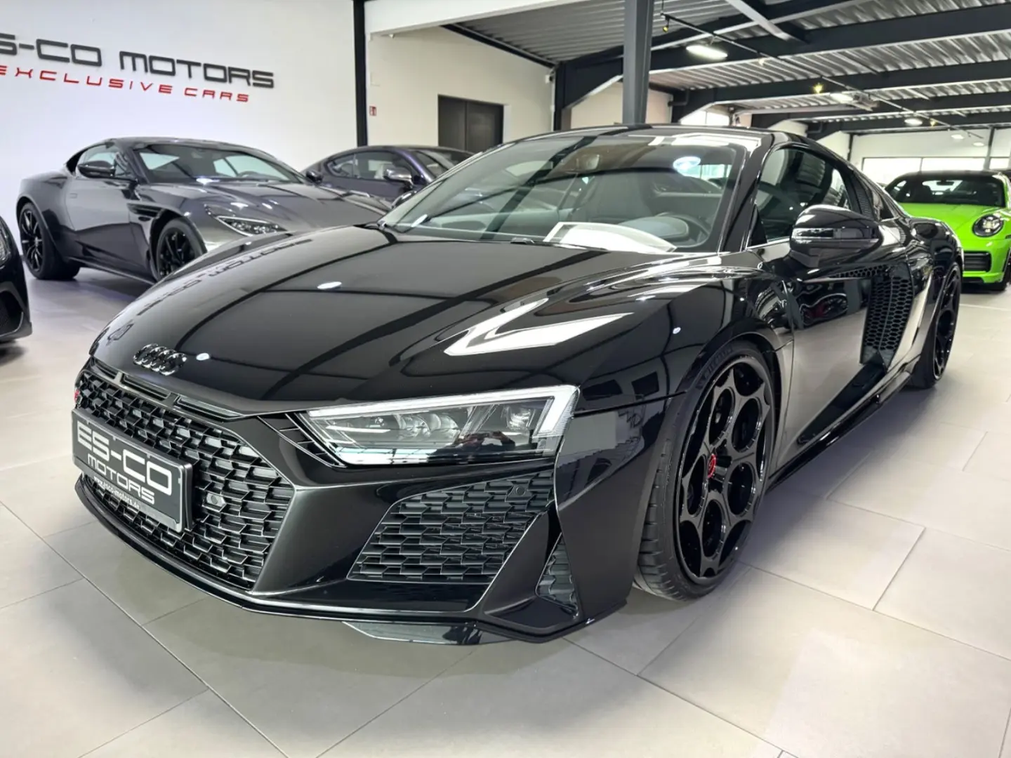 R8 COUPE 5.2 FSI RWD PERFORMANCE SCHALENSITZ 21