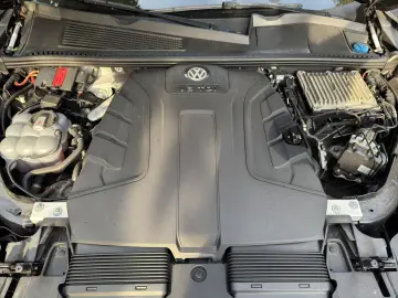 Volkswagen Touareg – 3.0 V6 TDI – 4Motion