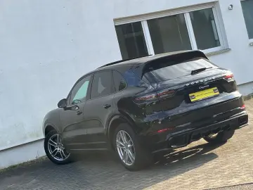 Cayenne-Panor-Led-20Zoll-Keyless-Bose-Sitzbel