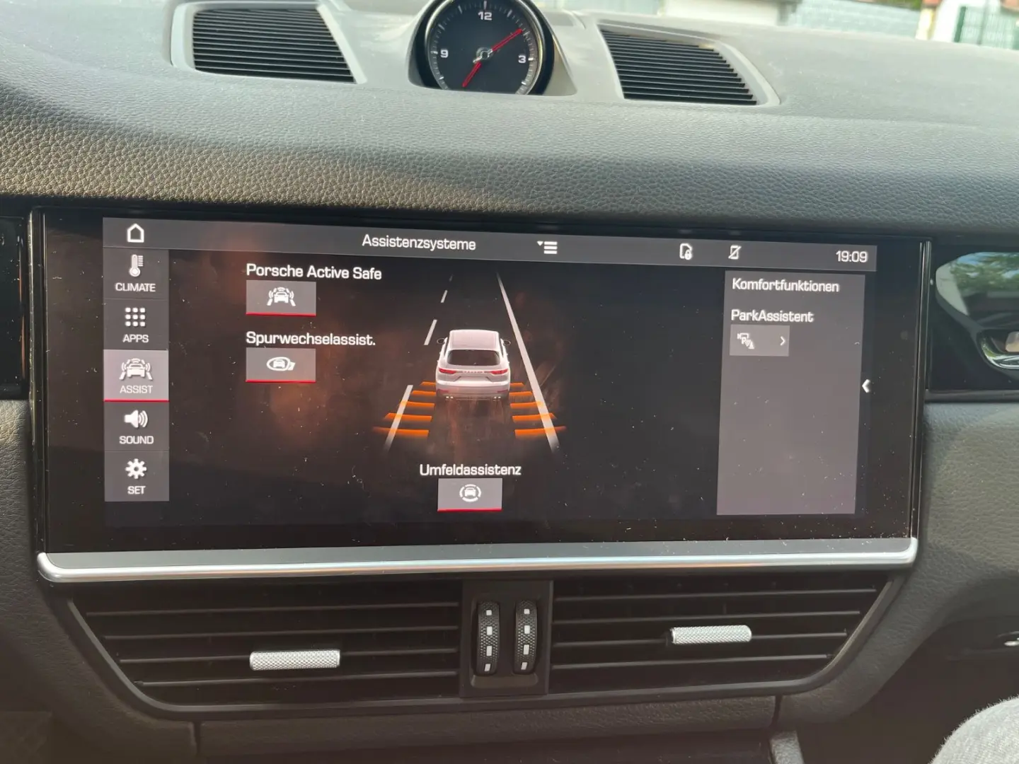 Cayenne-Panor-Led-20Zoll-Keyless-Bose-Sitzbel