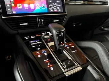 Cayenne S/CHRONO/HUD/APPLE CARPLAY/PDLS+